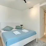 Premium Flat W/ Balcony & Pool By Hostwise 公寓 Lisboa