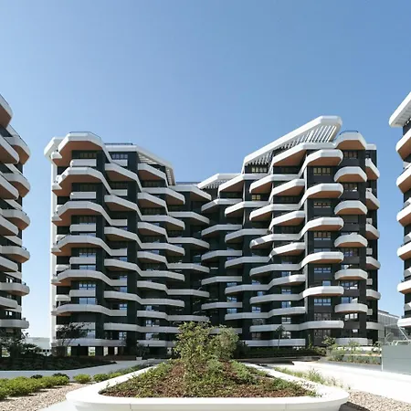 Apartamento Premium Flat W/ Balcony & Pool By Hostwise Lisboa