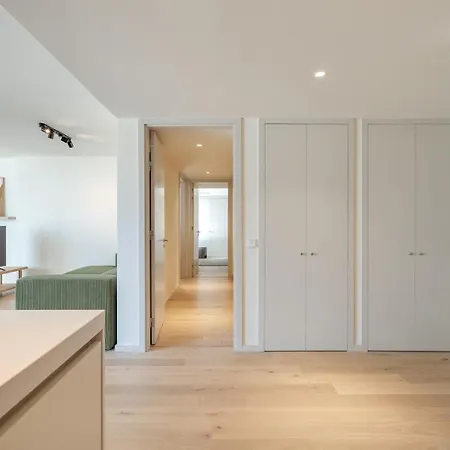 Premium Flat W/ Balcony & Pool By Hostwise *