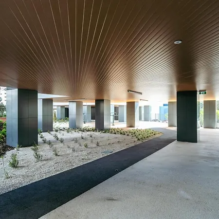 شقة Premium Flat W/ Balcony & Pool By Hostwise