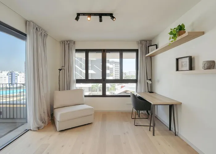 Premium Flat W/ Balcony & Pool By Hostwise Lisboa