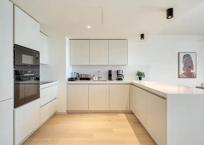 Premium Flat W/ Balcony & Pool By Hostwise 公寓 Lisboa