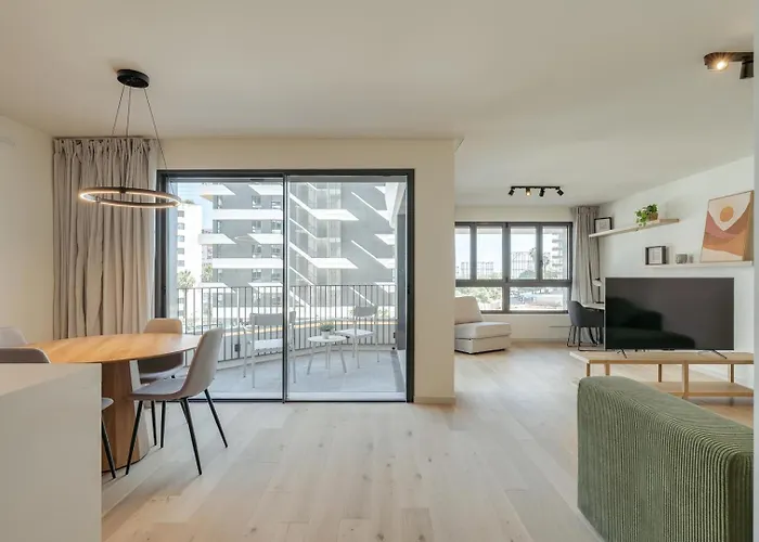 Premium Flat W/ Balcony & Pool By Hostwise Lisboa