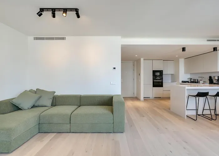 Premium Flat W/ Balcony & Pool By Hostwise Apartamento