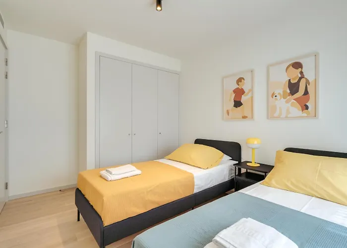 公寓 Premium Flat W/ Balcony & Pool By Hostwise *